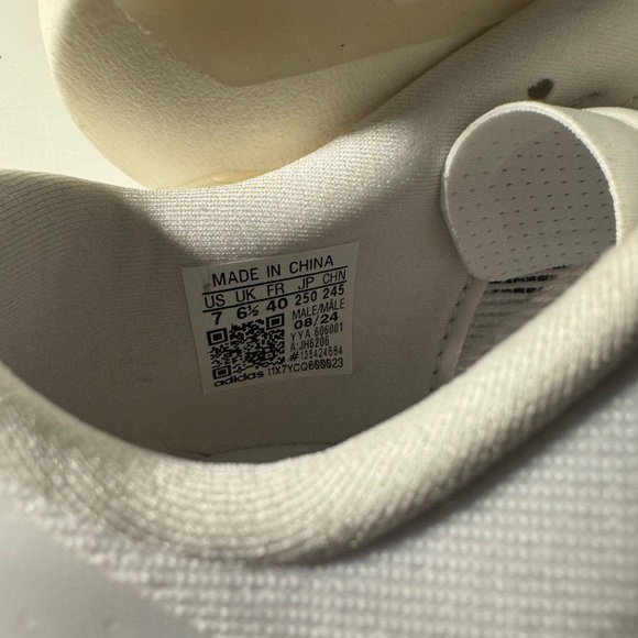 Adidas Adizero Running Shoes - Men’s US 7 (Worn Once Indoors) - Picture 4 of 9